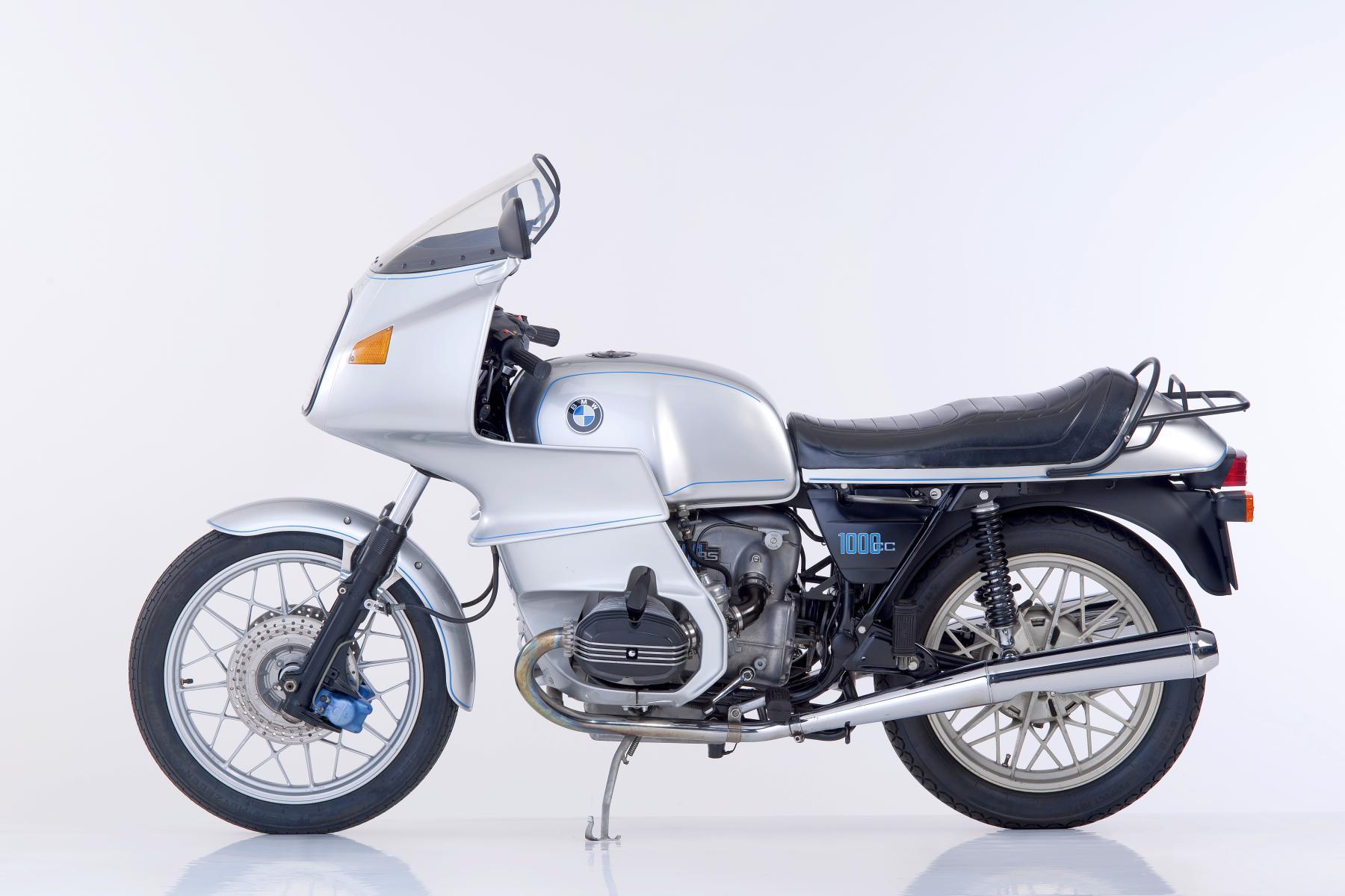 R100RS7u2zJql4SoKMo