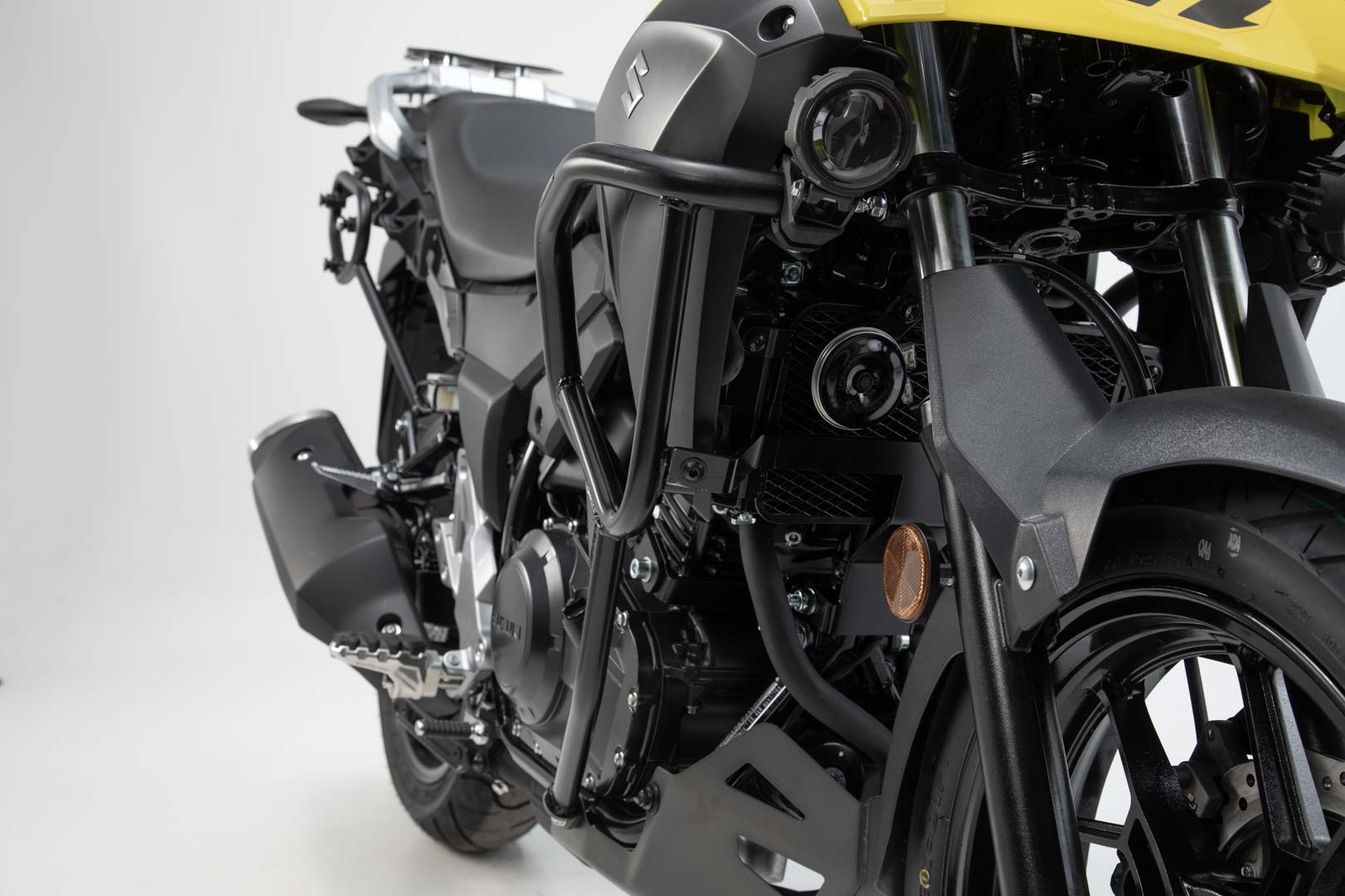Barre di protezione SW-Motech nere per Suzuki V-Strom 250 (18-)