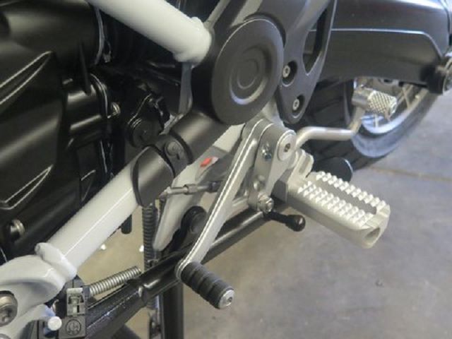 k-MV-einstellbare-Schaltwippe-BMW-R1200G-2010-2018-und-R1250GS-03 MV adjustable shift lever for BMW R1200GS + LC (2010-2018)