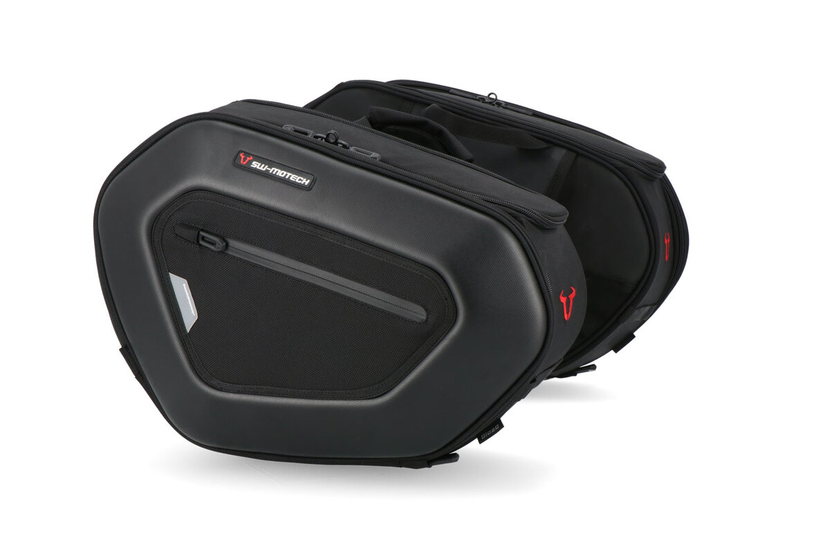 PRO BLAZE H Satteltaschen-Set Schwarz. KTM 990 Duke (23-). PRO BLAZE H Satteltaschen-Set Schwarz. KTM 990 Duke (23-).
