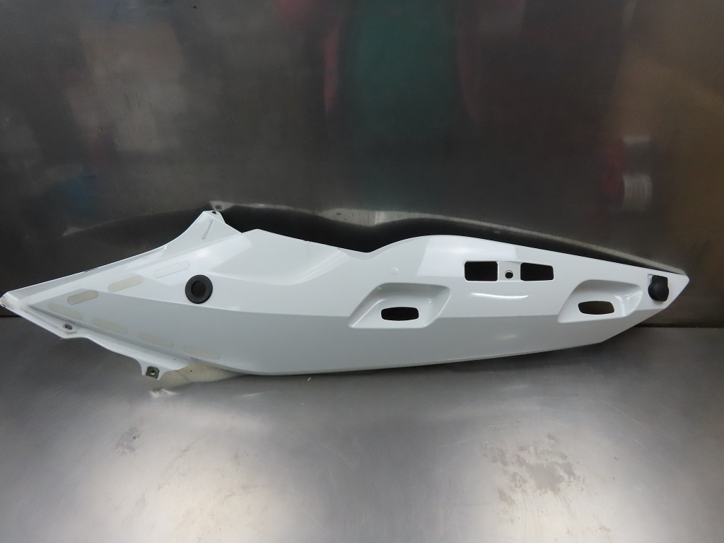k-IMG_5076gDKwIXKlX0WUv Original Rear Side Panel Fairing Left for BMW K26 R1200RT R900RT