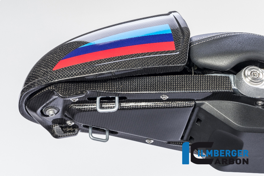 bmw_r9t_racer_carbon_22_1EaU5cscbGkhYd