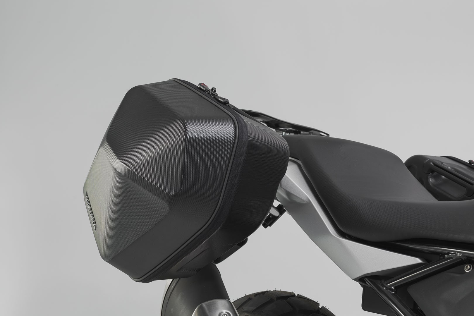 URBAN ABS Seitenkoffer-System 2x 16,5 l. BMW G 310 GS (17-).