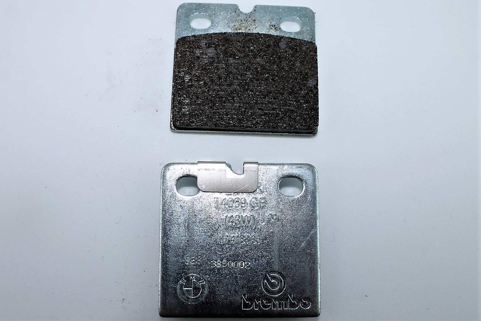 IMG_0015BbkYiHQUXDXXR Pastillas de freno originales BMW traseras / delanteras 34217657025 para R1100 R S RT GS K1100 R80 G/S