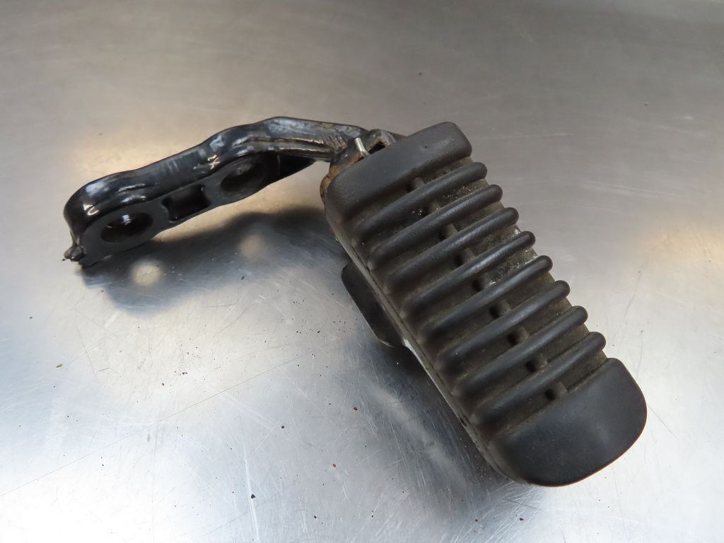 Fussraste vorne rechts für BMW E169 F650 F650ST