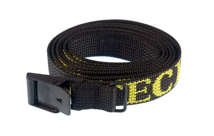 Cinghia di tensione ARNO, 18 mm nera, 100 cm con fibbia zincata e logo Touratech giallo Cinghia di tensione ARNO, 18 mm nera, 100 cm con fibbia zincata e logo Touratech giallo