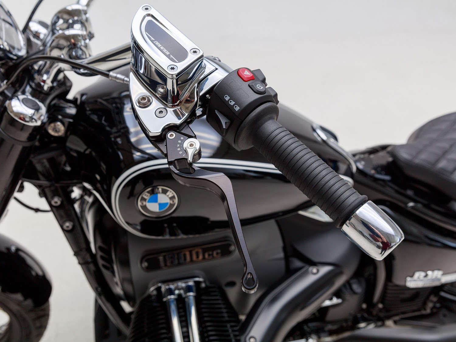 20210315-0472-bmw-r18-hebel_65827999547d0a5db55826b095916c76