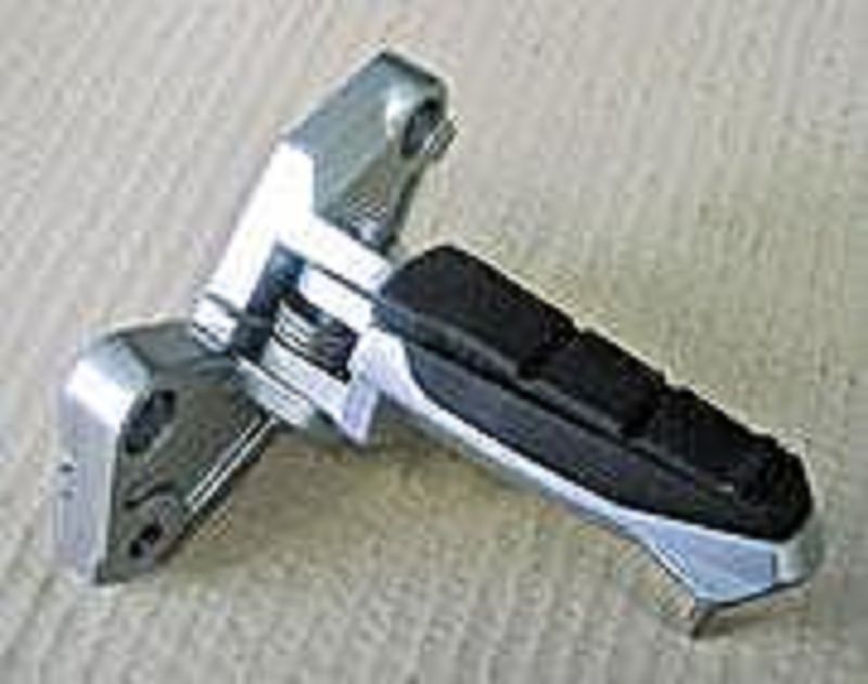 k-1105110679-27626 Bajo soporte de estribo del conductor 25 mm más bajo para BMW K1200RS hasta el año 2000