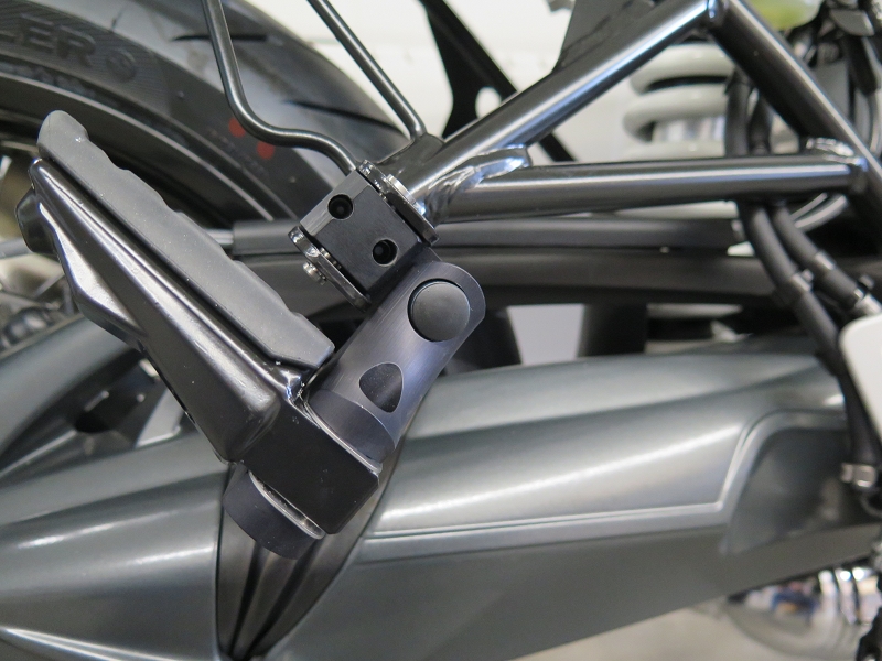 k-Sozius-Fussrastenadapter-60mm-R-nineT-908651-60 Réduction de repose-pieds passager 60 mm avec ABE pour BMW R nineT + Scrambler + Pure + Urban