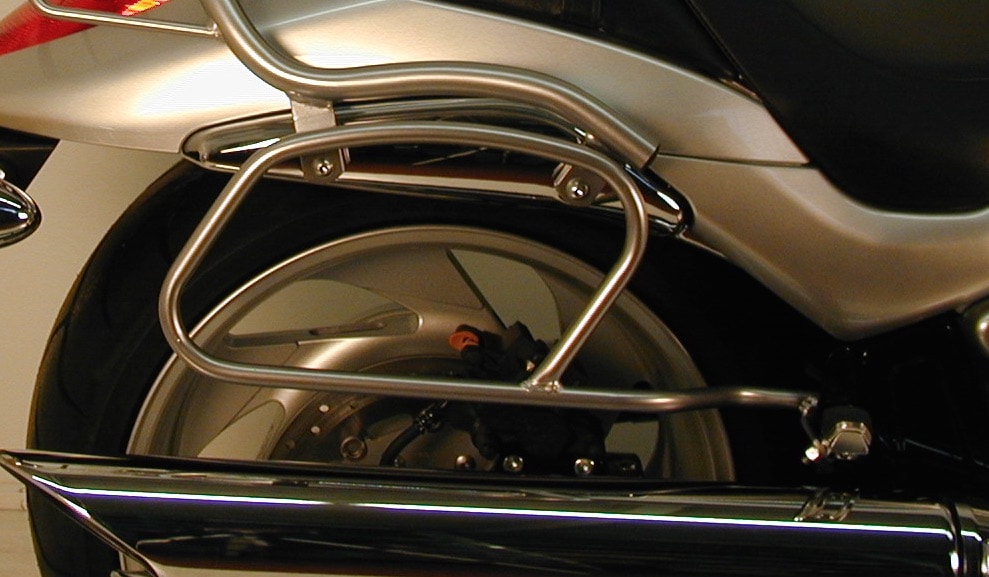Rohr-Ledertaschenhalter chrom für Suzuki M 1800 (VZR) R Intruder (2006-2012)