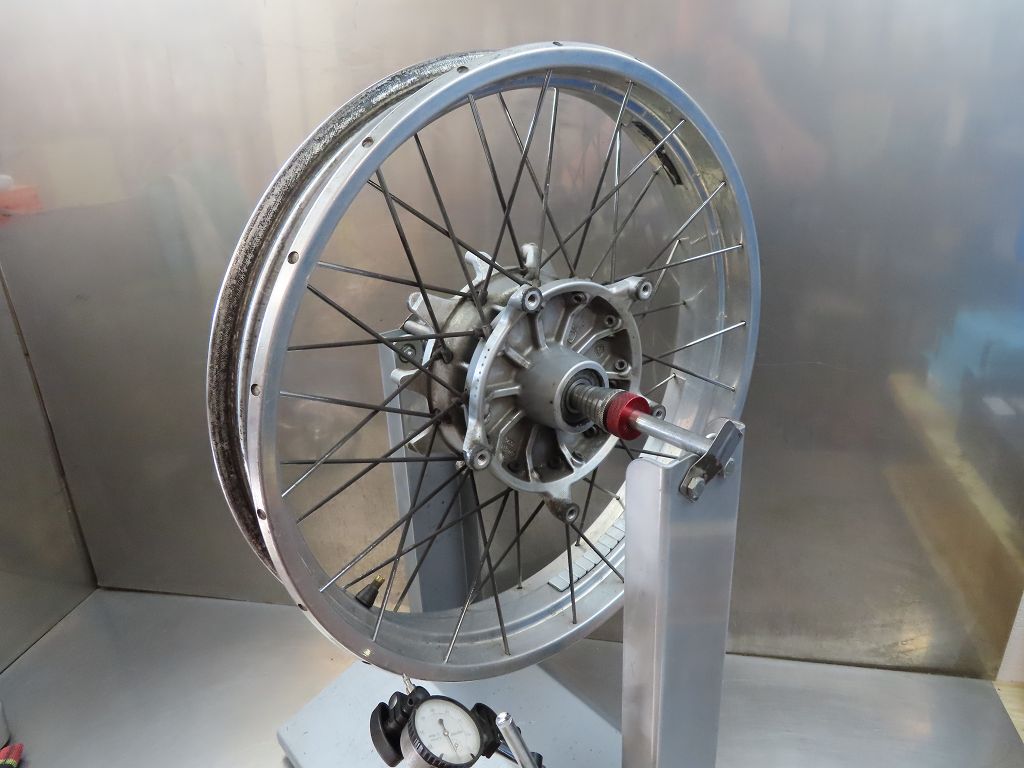 Speichenfelge Speichenrad vorne Vorderradfelge 2.50x19MTH2 für BMW R1100GS R1150GS
