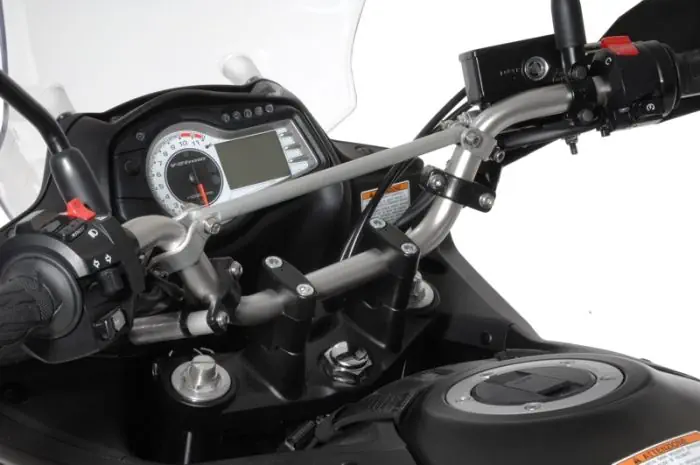 Alzatori Manubrio Touratech 30 mm Tipo 3 Nero Suzuki DL 650 V-Strom 650 DL1000 KTM LC4 Alzatori Manubrio Touratech 30 mm Tipo 3 Nero Suzuki DL 650 V-Strom 650 DL1000 KTM LC4