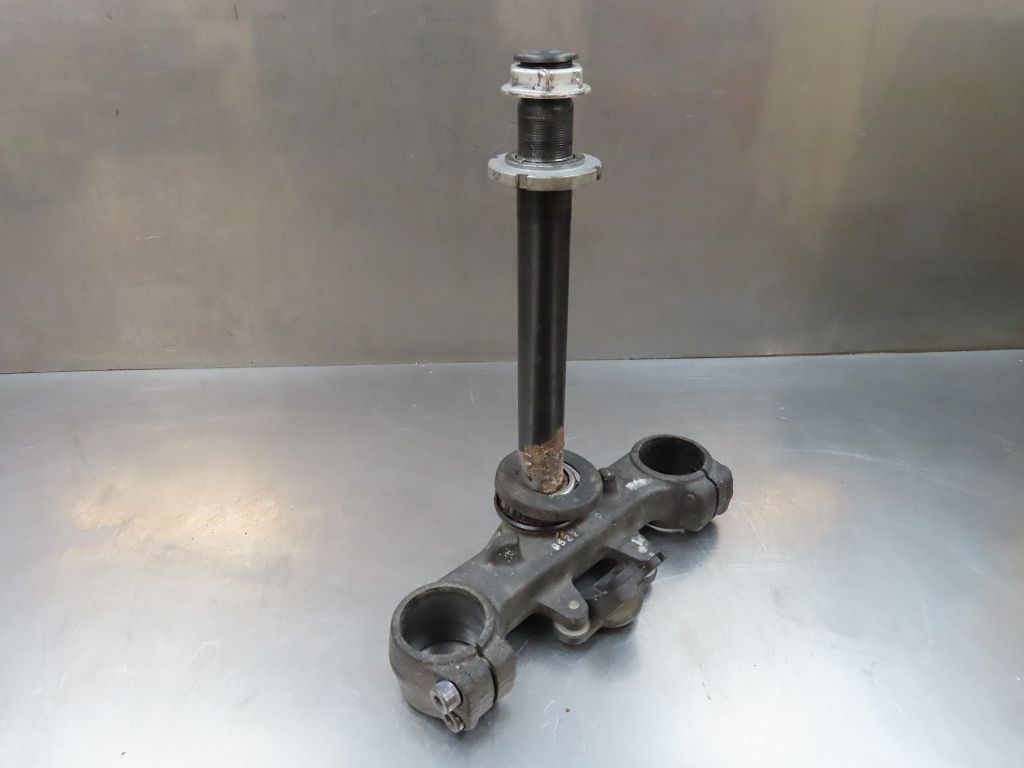 Gabelbrücke unten 31422345000 für BMW E169 F650 F650ST
