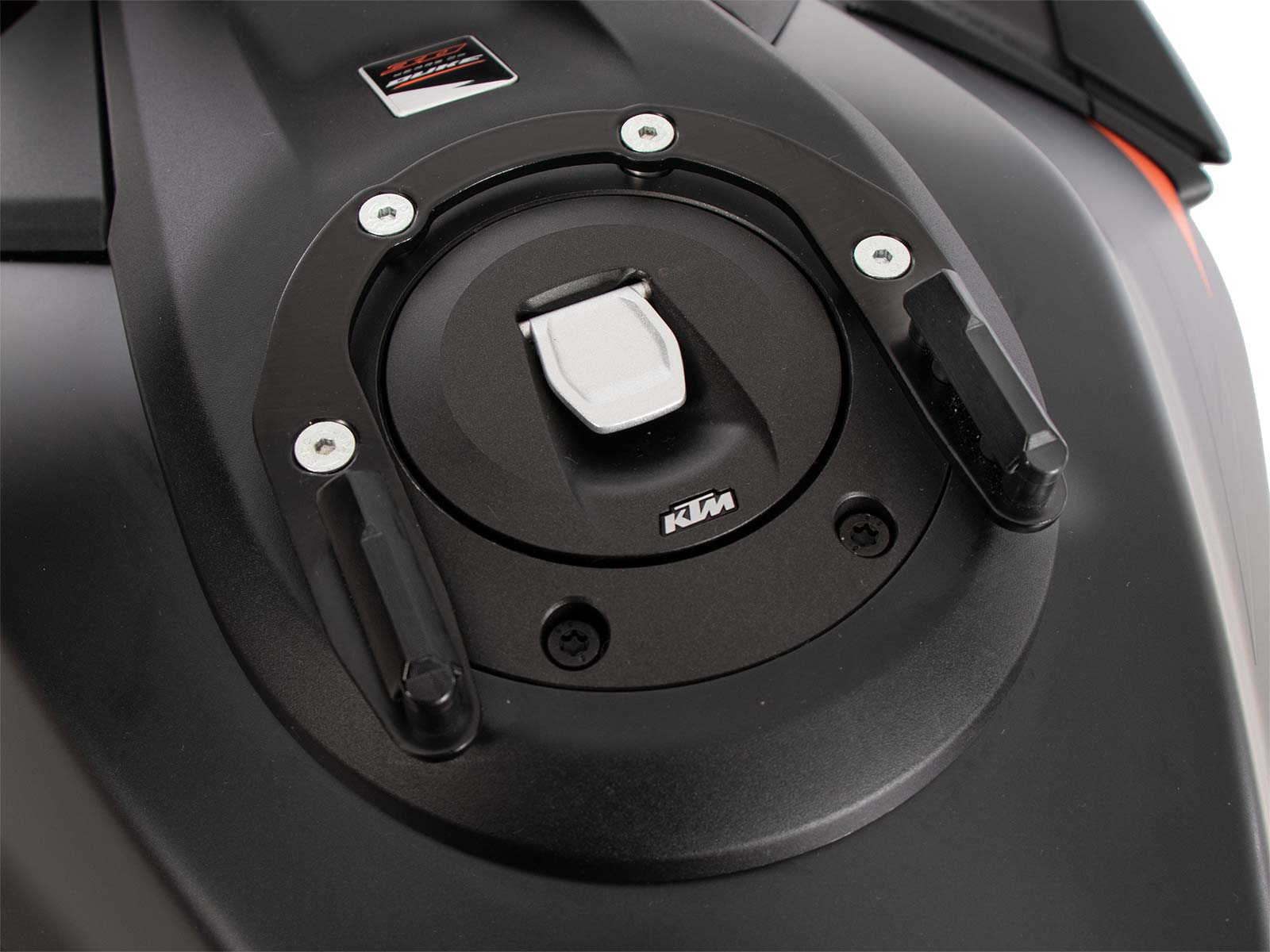 Tankring BASIC inkl. Tankrucksackverschlusseinheit für KTM 1390 Super Duke R / EVO (2024-)
